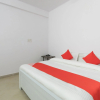 Отель OYO 28691 Hotel Golden Star, фото 11