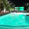 Отель NoHo Luxury Oasis I saltwater pool-spa I lush gardens I 15 mins from Hollywood, фото 14