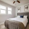 Отель Gorgeous 3BR 2BA on Frankfort | by Cozysuites, фото 4