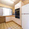 Отель Golden Shores Unit 3, 21 Landsborough Parade, фото 2