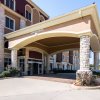 Отель Comfort Suites Gainesville в Гейнсвиле