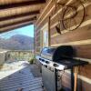 Отель Sugar Camp Hideaway - 4 Br Cabin, фото 6