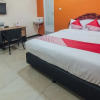 Отель Satria Guest House by OYO Rooms, фото 3