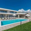 Отель Modern holiday home in Novigrad with swimming pool, фото 38