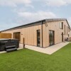 Отель 3 Bears Court Barn Conversion in Little Rissington в Ярнтоне