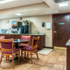 Отель Clarion Inn & Suites Northwest, фото 28