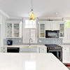Отель Classic Charmer W/ Luxe Interior - Amazing Locale! 2 Bedroom Home, фото 6