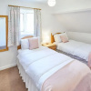 Отель Host Stay Harvest Cottage, фото 4