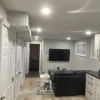 Отель Stunning & cozy freshly renovated 2 bedroom basement unit, фото 5
