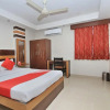 Отель OYO 958 Hotel Greenwood Inn, фото 7