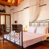 Отель Stonehouse With Backyard and Fireplace in Alacati, фото 12