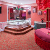 Отель Inn of the Dove Romantic Suites with Jetted Tub & Fireplace, фото 4