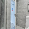 Отель Right On Bright On Apartment 1E - City Centre Luxury Apartments, фото 4