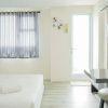 Отель Chic and Spacious Studio at Bintaro Icon Apartment, фото 2