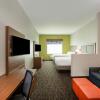 Отель Holiday Inn Express Hotel & Suites Columbus, an IHG Hotel, фото 7