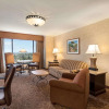 Отель Delta Hotels by Marriott Anaheim Garden Grove, фото 6