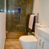 Отель Bright 3 Bedroom Home Bristol в Бристоле