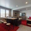 Отель Twelve Oh Seven 4 Bedroom Apts, фото 17