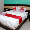 Отель OYO 783 Grand Mentari Guest House, фото 6