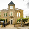 Отель Stay Suites Huddersfield, фото 1