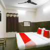 Отель Oyo 61379 Golden Cafe Boarding  Lodging, фото 12