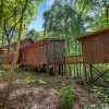 Отель Dancing Bears Cabin With hot tub Fireplace Creek, фото 13