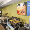 Отель Comfort Inn East, фото 32