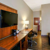 Отель Comfort Suites, фото 4