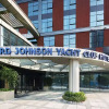 Отель Howard Johnson Yacht Club Hotel, фото 6