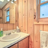 Отель Relaxing Home Mins From Mt Snow, Hiking, & Lakes, фото 9