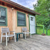 Отель Peaceful Spruce Pine Cabin on 8 Acres w/ 2 Decks!, фото 1