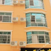 Отель Libo Qitianyou Hostel, фото 2