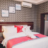 Отель Lion Luxury Suites, фото 1