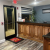 Отель Econo Lodge Inn & Suites, фото 2