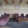 Отель Lorne Cottages Ocean Views в Лорне