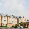 Отель Comfort Inn & Suites, фото 1