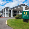 Отель Quality Inn near Casinos and Convention Center, фото 1