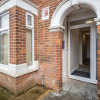 Отель Studio Flat in Bedford Near Hospital & Stations, фото 11
