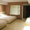 Отель Hongchibo Hot Spring Hotel (Kaifeng Baogong Lake), фото 6