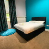 Отель Large Glasgow South Family Home - Free Parking, фото 14