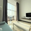 Отель April Fair Duplex Apartment Guagnzhou South Railway Station Ao Yuan Yue Shi Dai Branch, фото 3