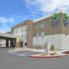 Отель Holiday Inn Express & Suites Williams, an IHG Hotel, фото 1