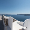 Отель White House Villa with 3 bedrooms and amazing views at Oia, фото 15