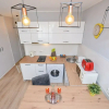 Отель Candy Studio - Quiet Room - Open Kitchen -smart Tv, фото 10