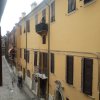 Отель Charming 1-bed Apartment in Ferrara, фото 8