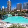 Отель Private Luxe 3 Bdr At Q Surfers Paradise в Голде-Косте