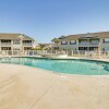 Отель Myrtle Beach Condo: Golf Courses & Pool Access!, фото 14