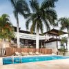 Отель Ilha Branca Exclusive Hotel в Армасане дус Бузиус