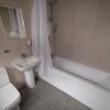 Отель Modern Holiday Home in Coventry Near the Centre, фото 7