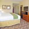 Отель Holiday Inn Express Hotel & Suites Southern Pines, an IHG Hotel, фото 4